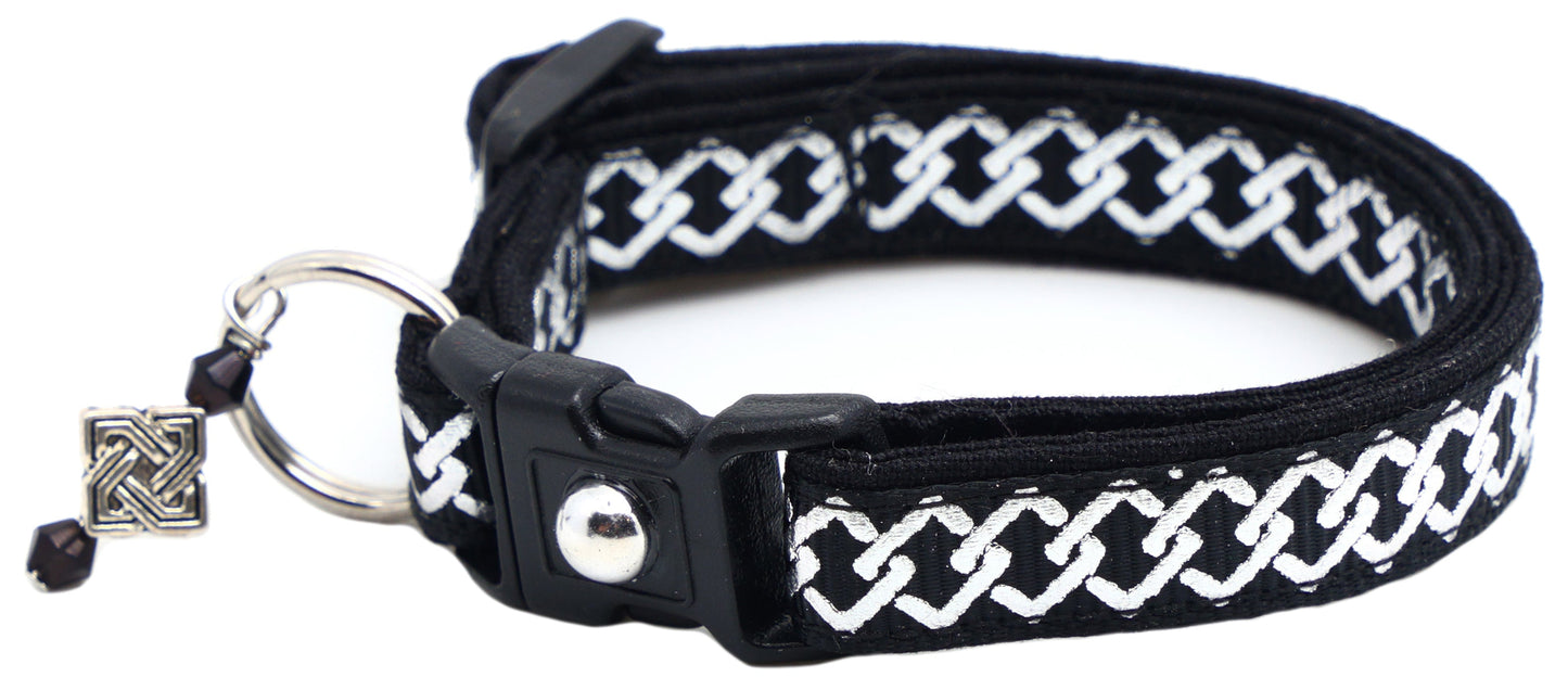 Silver Knots Cat Collar